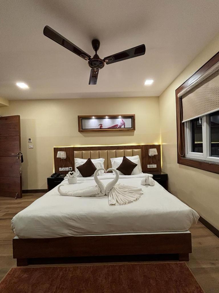 Hotel Golden Orbit Asansol Luaran gambar